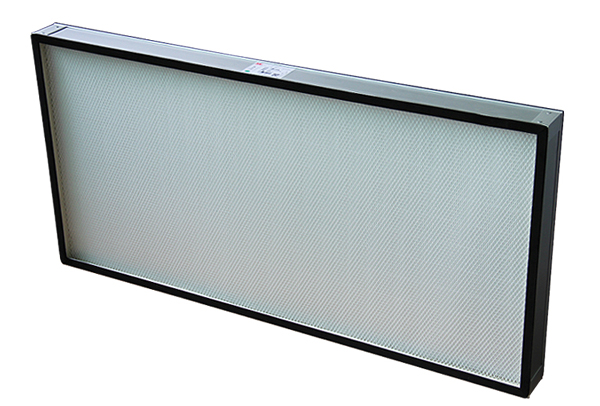 潔凈棚高效過(guò)濾器主要用于過(guò)濾0.3um以上的空氣懸浮顆粒,對(duì)于≥0.3μm顆粒的過(guò)濾效率在99.99%以上。