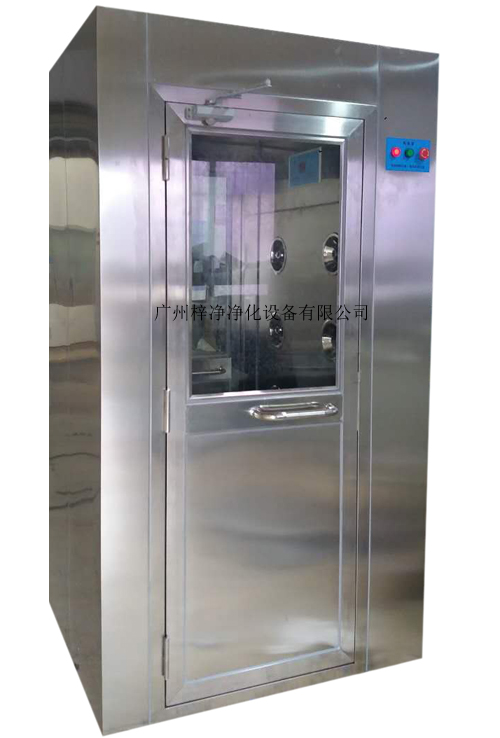 風(fēng)淋室是進(jìn)入潔凈室所必需的通道，可以減少進(jìn)出潔凈室所帶來(lái)的污染問(wèn)題。