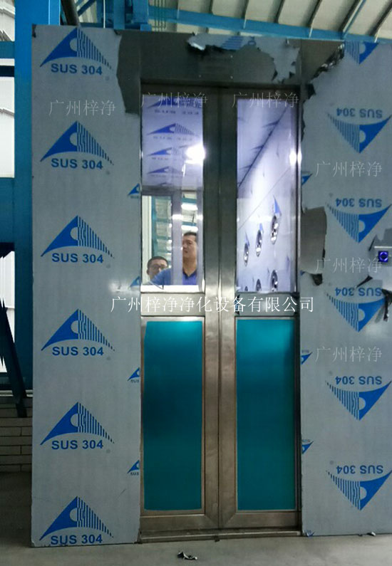 自動(dòng)平移門風(fēng)淋間功能可選自動(dòng)感應(yīng)、手動(dòng)控制兩種。