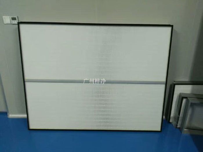 HEPA高效過濾網(wǎng)可廣泛用于光學(xué)電子、LCD液晶制造，生物醫(yī)藥、精密儀器、飲料食品，PCB印刷等行業(yè)無塵凈化車間的空調(diào)末端送風(fēng)處。