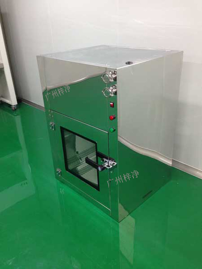 傳遞窗的位置應設(shè)在潔凈車間中人流物流最頻繁的交界處